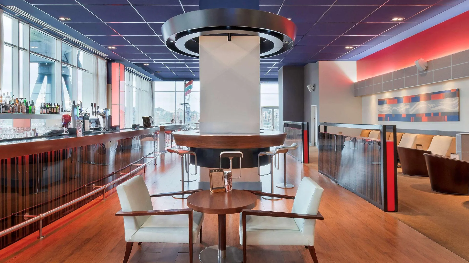 Novotel London Excel 4*,  Birleşik Krallık